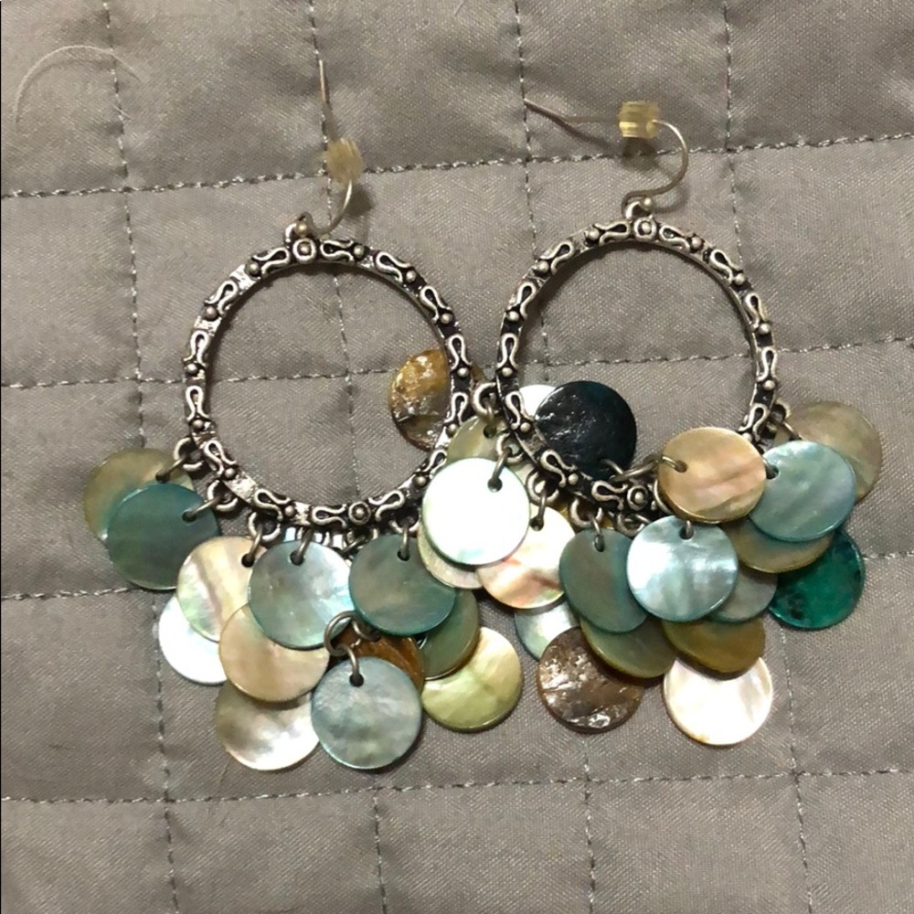Shell hoop earrings